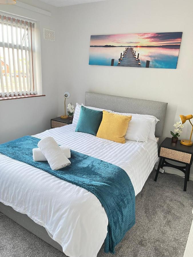 Hilltop Place Suites Near Doncaster Racecourse Bagian luar foto