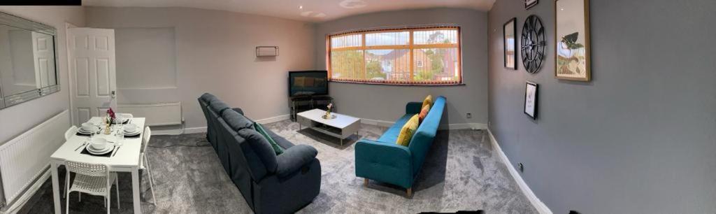 Hilltop Place Suites Near Doncaster Racecourse Bagian luar foto