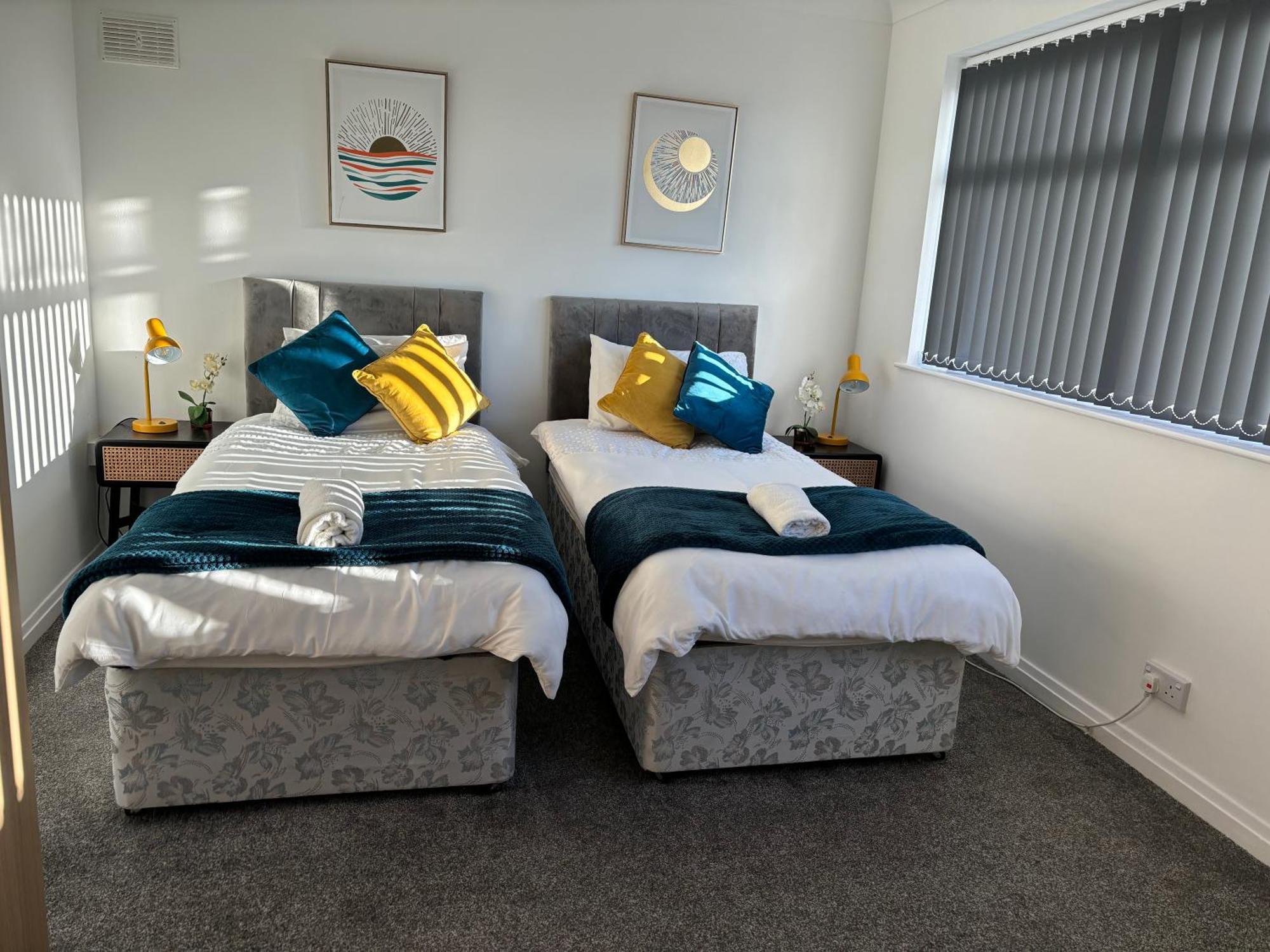 Hilltop Place Suites Near Doncaster Racecourse Bagian luar foto